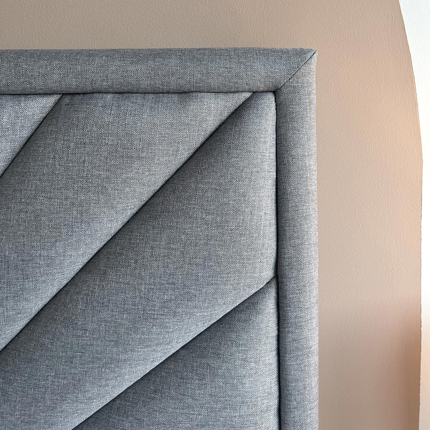 Arban Bed (customizable)
