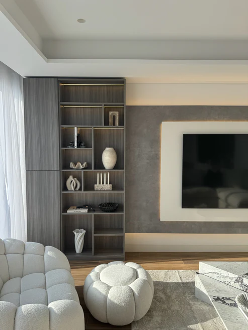 Arban Media Wall (customizable)